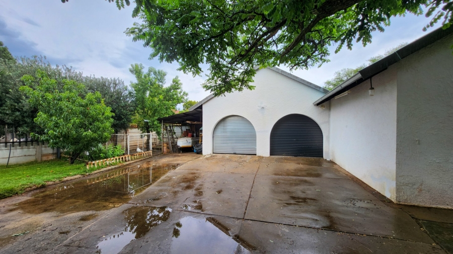 4 Bedroom Property for Sale in Stilfontein Ext 4 North West